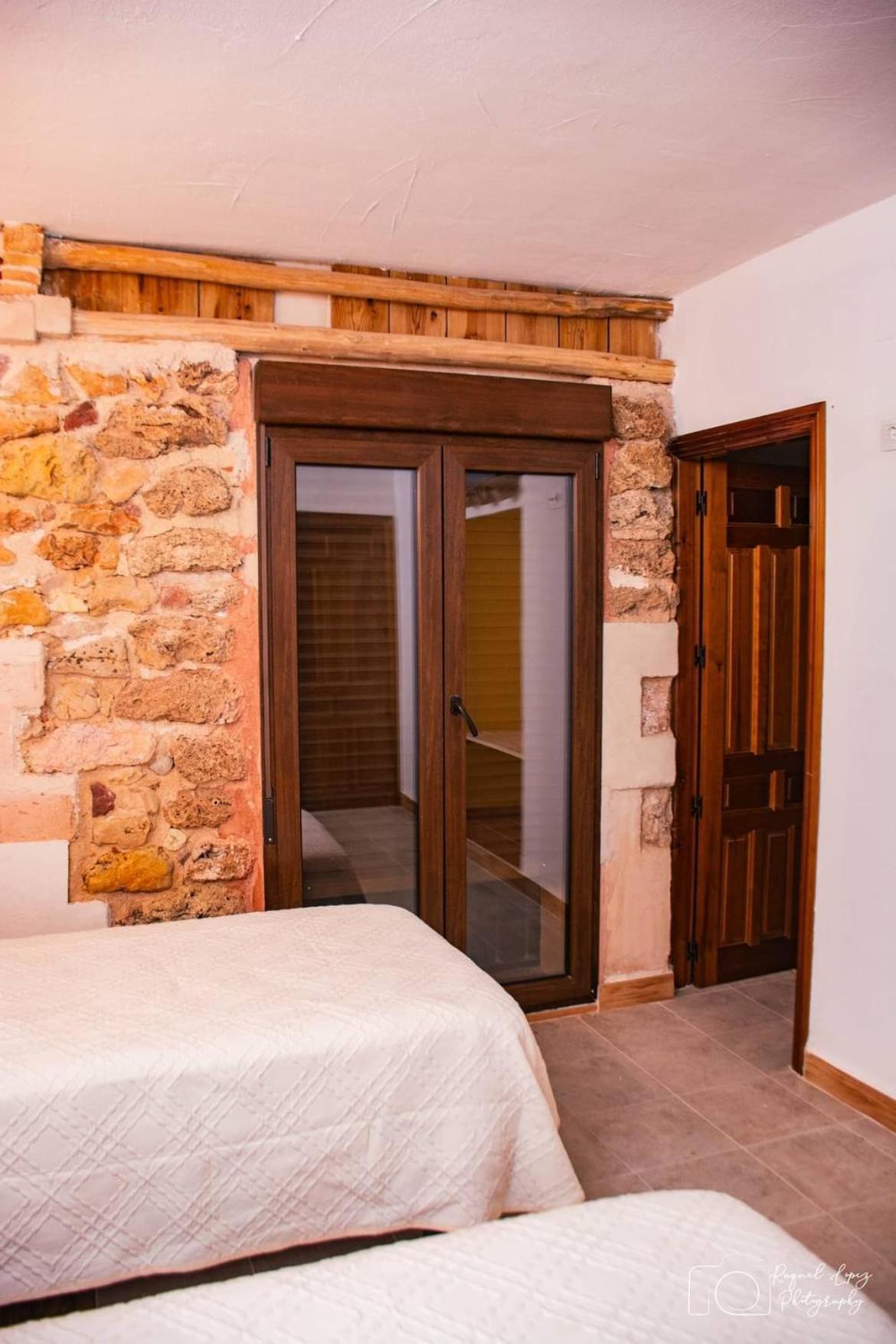 Casa Rural Torremontero Apartamentos Hornos Bagian luar foto